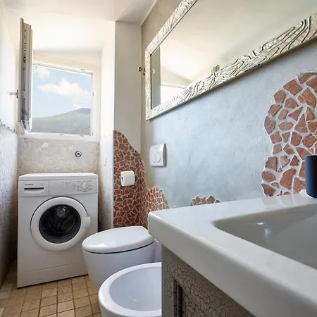 Casa Romantica -terrace 40sqm, Wonderful View * Dervio